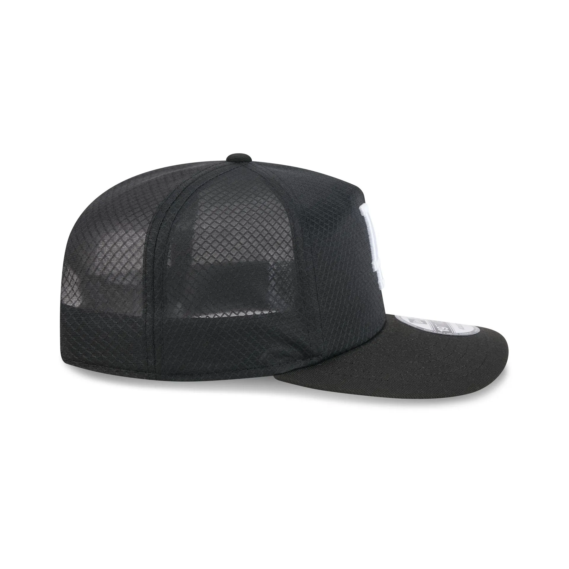 Los Angeles Dodgers Black & White Mesh 19TWENTY Trucker Hat sold by New Era product image thumbnail 5