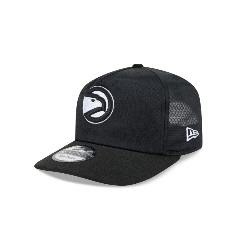Atlanta Hawks Black & White Mesh 19TWENTY Trucker Hat made by New Era