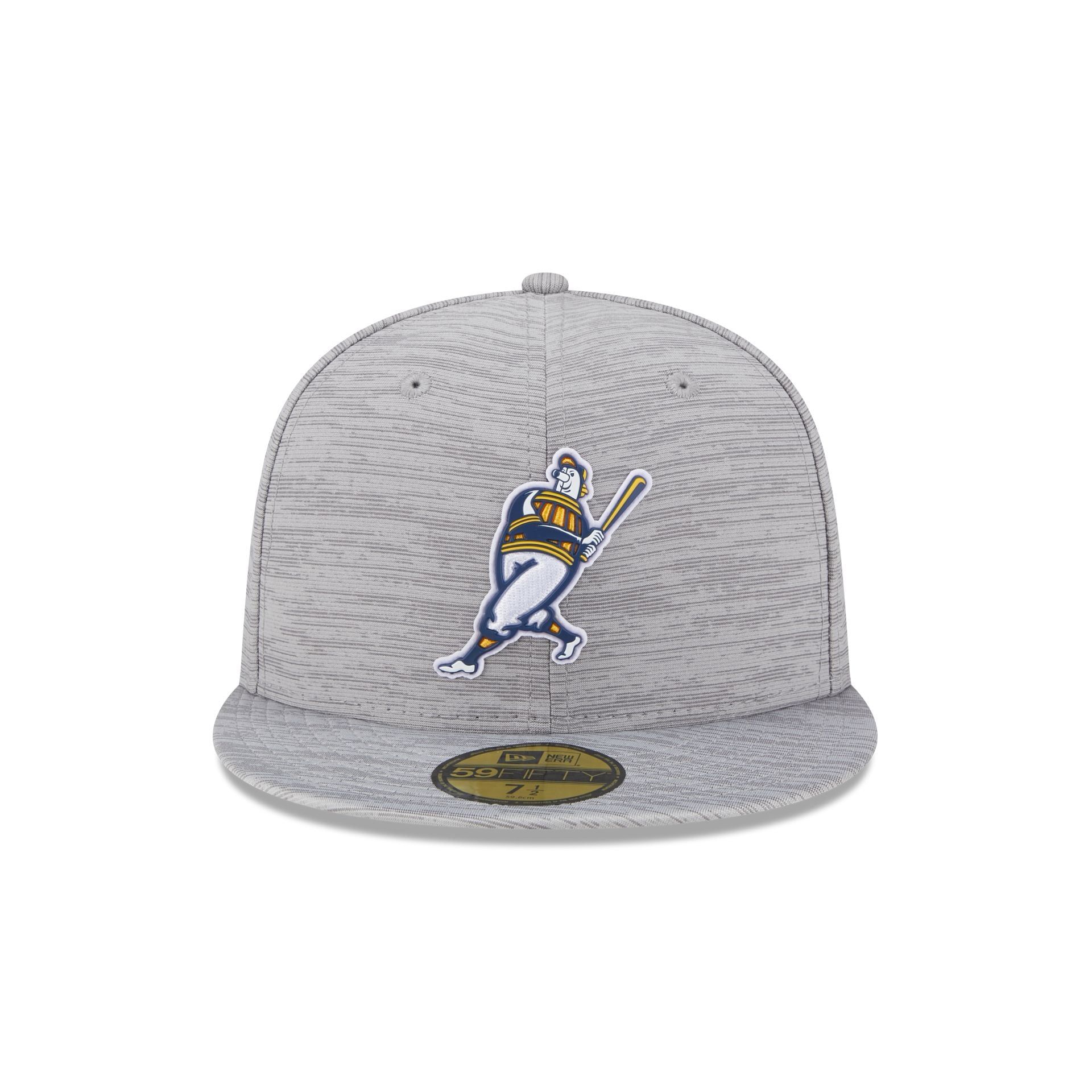 Milwaukee Brewers 2023 Clubhouse Gray 59FIFTY Fitted Hat sold by New Era product image thumbnail 2