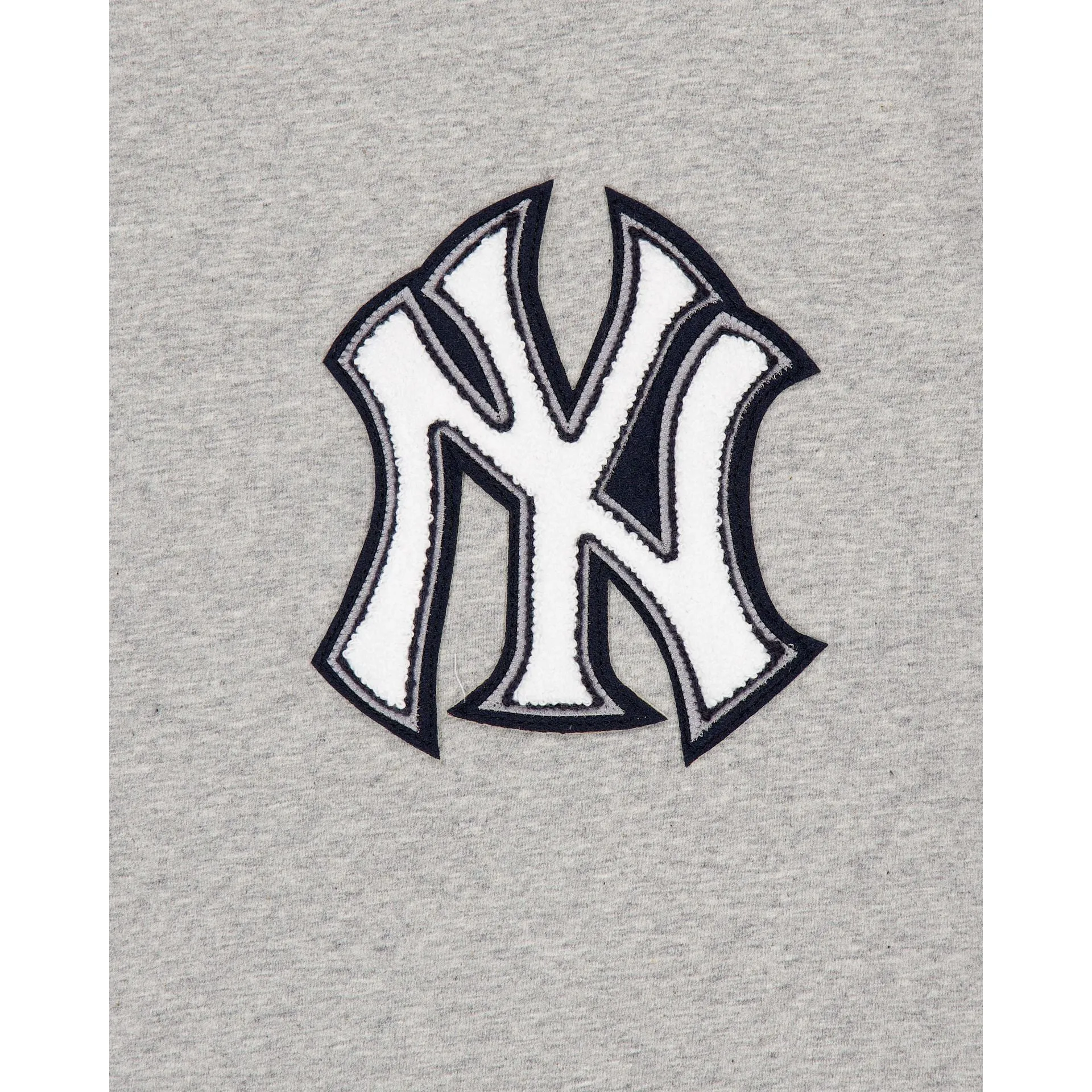 New York Yankees Gray Logo Select T-Shirt sold by New Era product image thumbnail 4