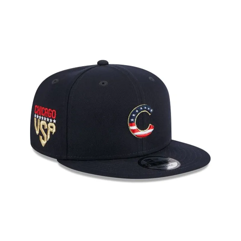 Chicago Cubs Independence Day 2023 9FIFTY Snapback Hat sold by New Era