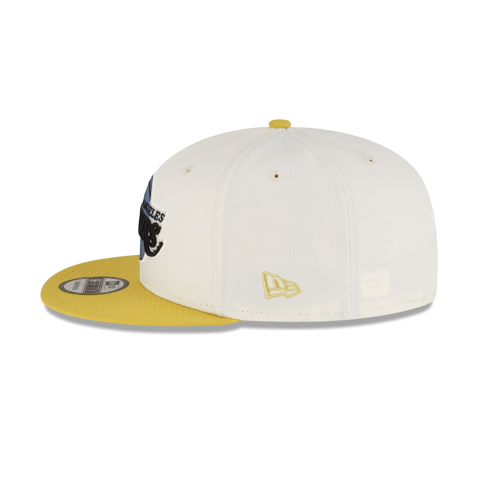 Los Angeles Lakers Chartreuse Chrome 9FIFTY Snapback Hat sold by New Era product image thumbnail 4