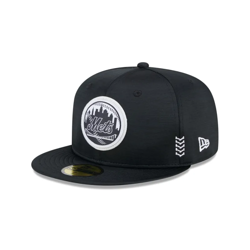 New York Mets 2024 Clubhouse Black 59FIFTY Fitted Hat sold by New Era