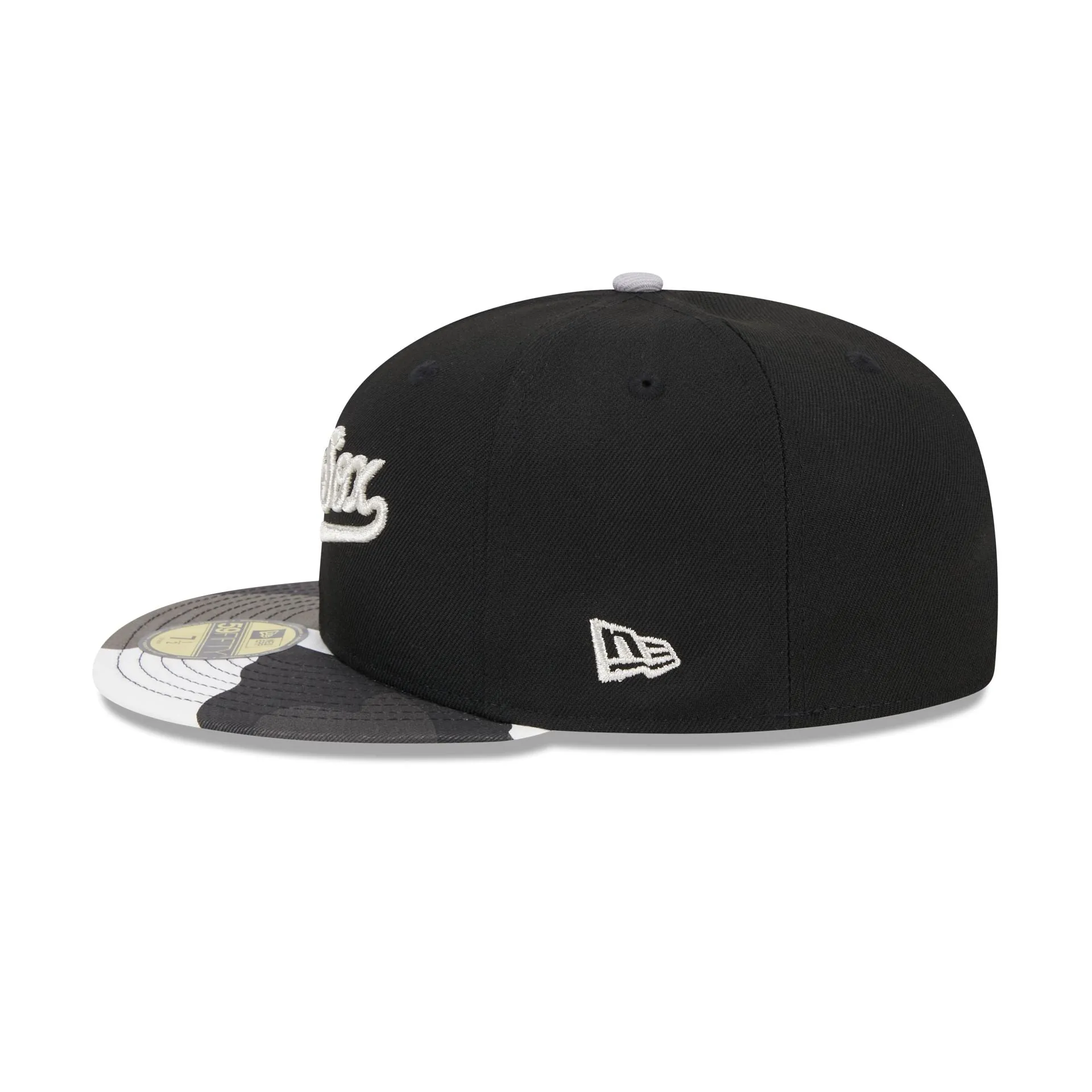 Chicago White Sox Metallic Camo 59FIFTY Fitted Hat sold by New Era product image thumbnail 5