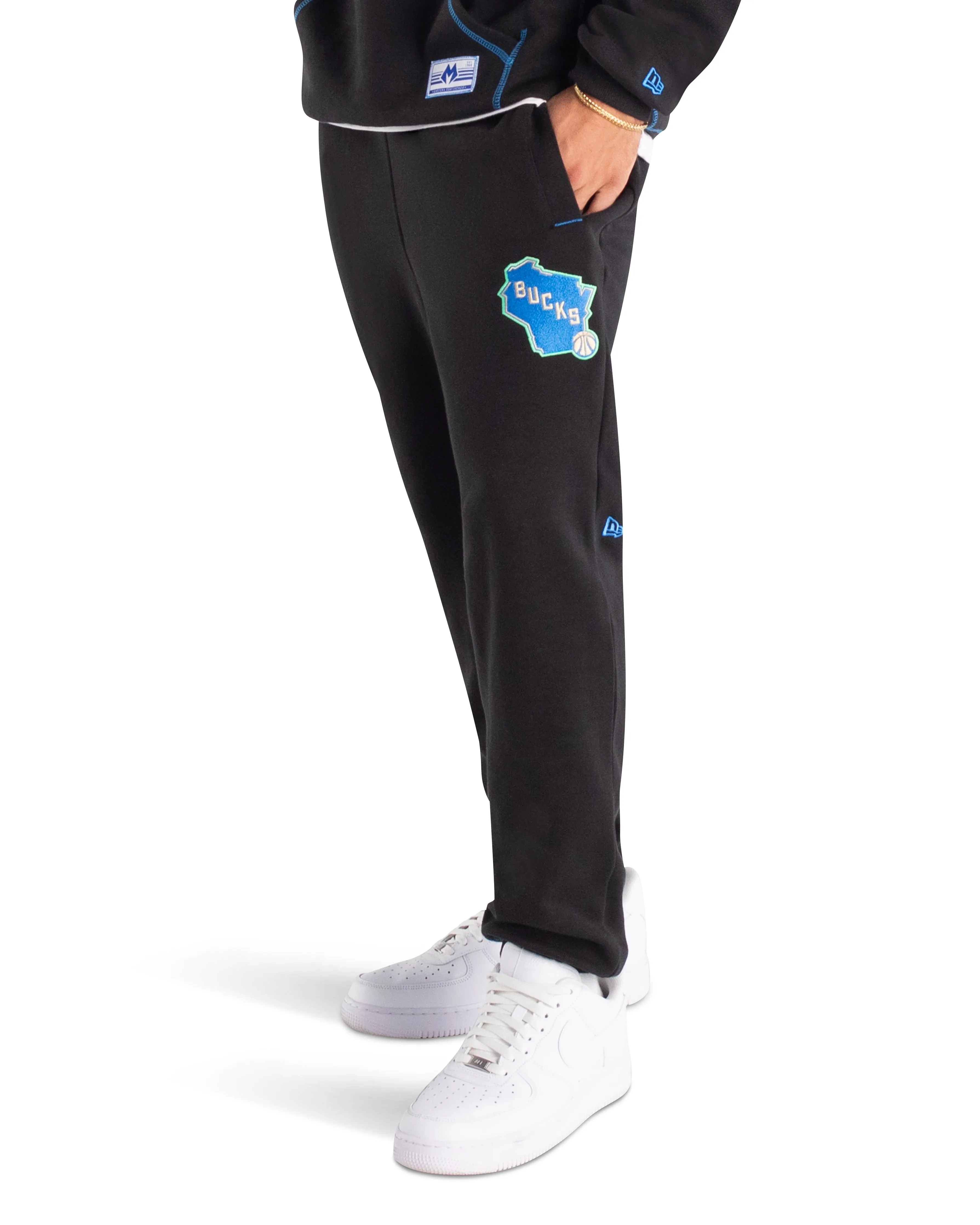 Portland Trail Blazers 2023 City Edition Black Jogger sold by New Era product image thumbnail 2