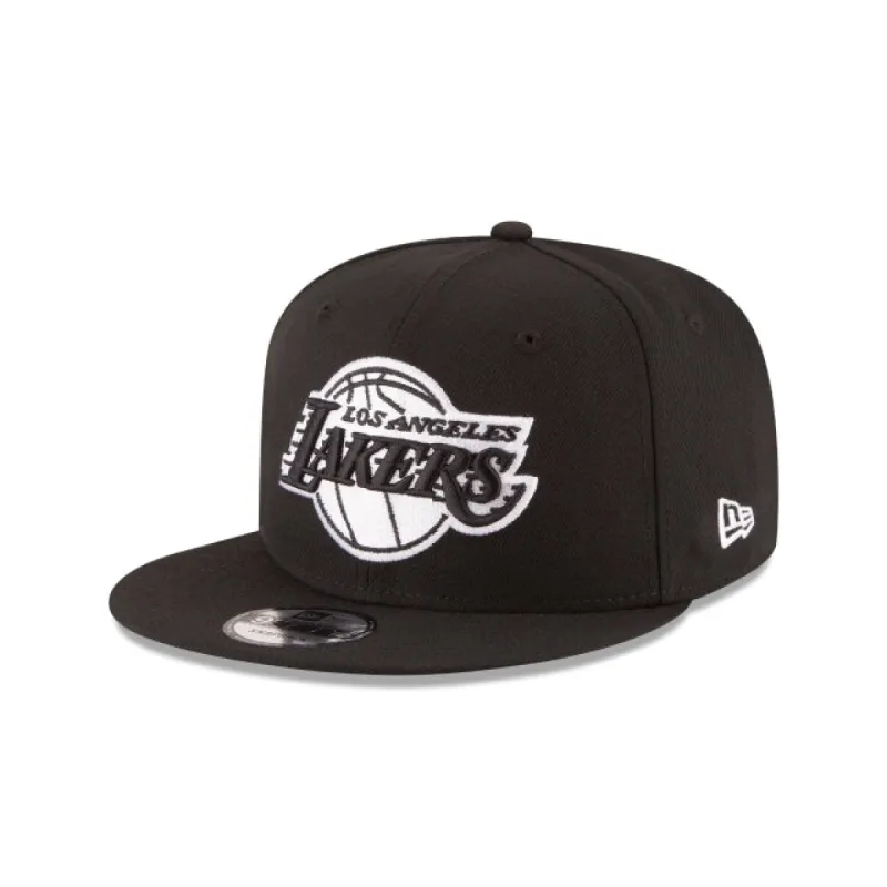 Los Angeles Lakers Basic Black 9FIFTY Snapback Hat sold by New Era