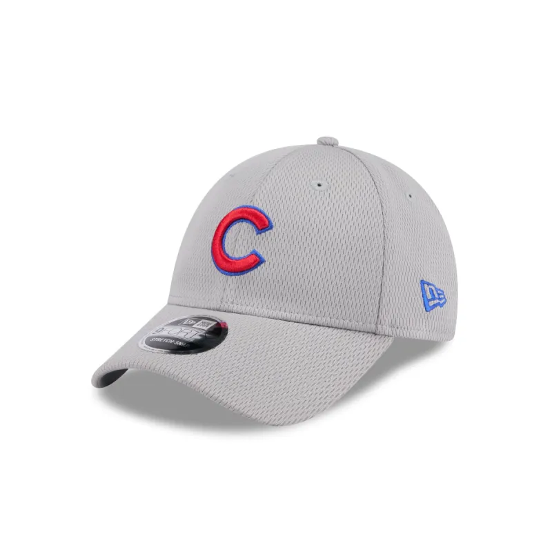 Chicago Cubs Gray 9FORTY Stretch-Snap Hat sold by New Era