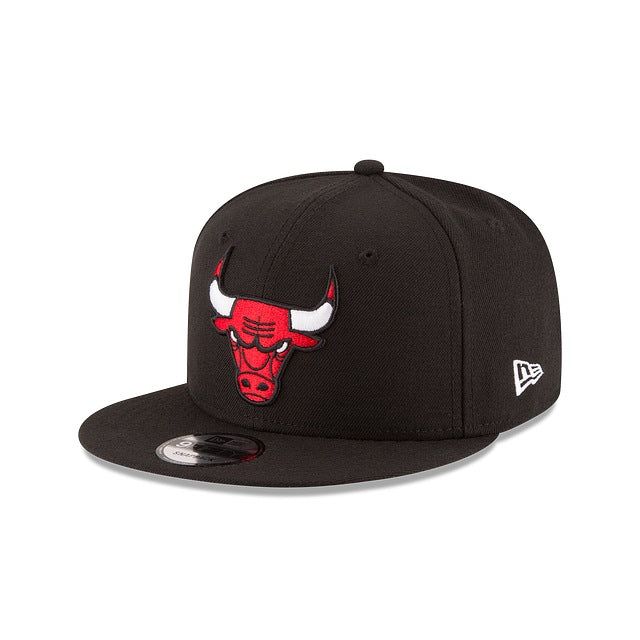 Chicago Bulls Black 9FIFTY Snapback Hat sold by New Era