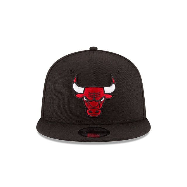 Chicago Bulls Black 9FIFTY Snapback Hat sold by New Era product image thumbnail 2