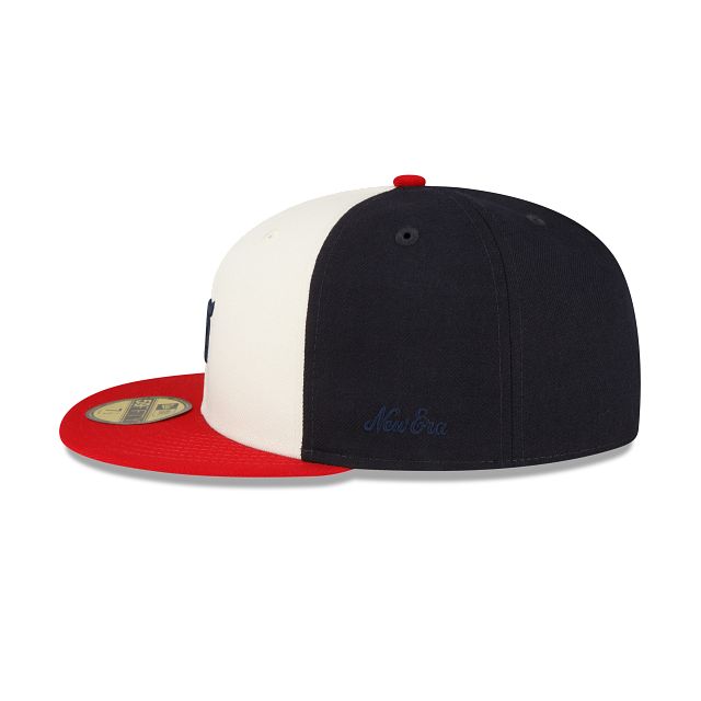 Fear of God Essentials Classic Collection Chicago White Sox 59FIFTY Fitted Hat sold by New Era product image thumbnail 4
