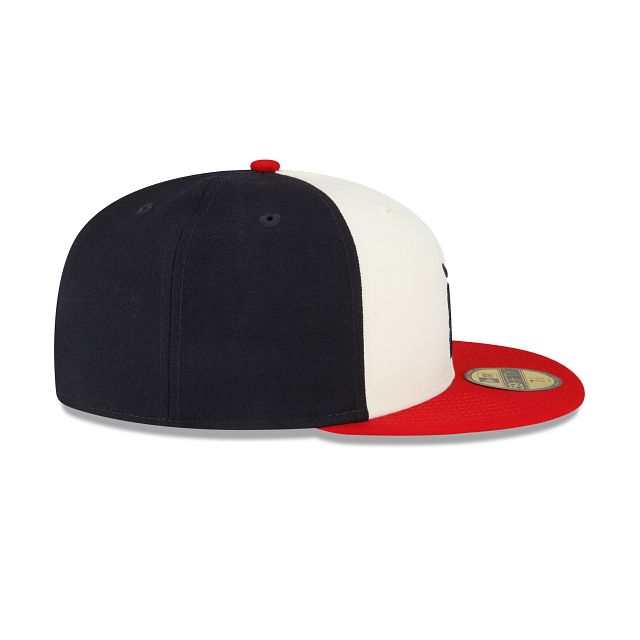 Fear of God Essentials Classic Collection Chicago White Sox 59FIFTY Fitted Hat sold by New Era product image thumbnail 5