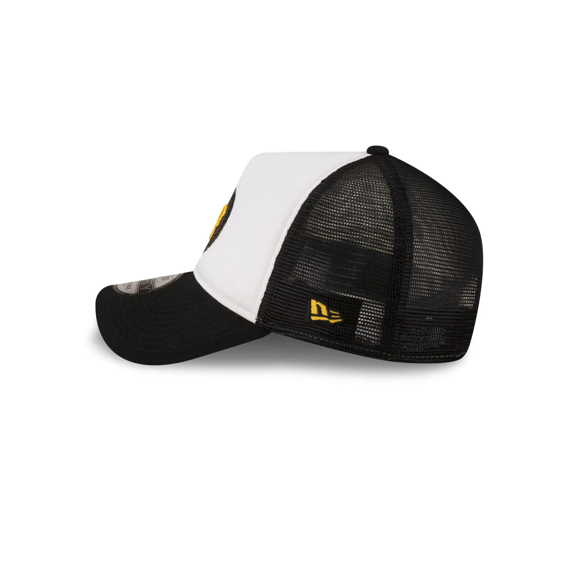 Pittsburgh Pirates White Crown 9FORTY A-Frame Trucker Hat sold by New Era product image thumbnail 4