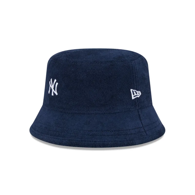 New York Yankees Court Sport Bucket Hat sold by New Era