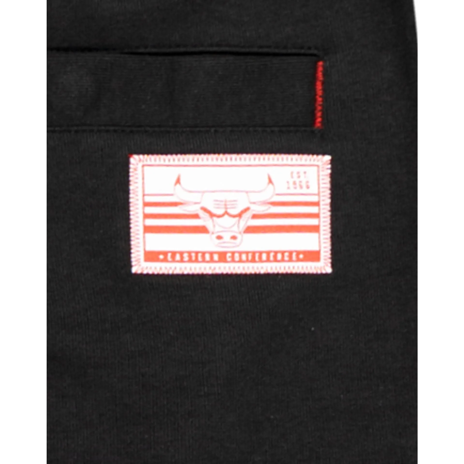 Chicago Bulls 2023 City Edition Black Jogger sold by New Era product image thumbnail 5