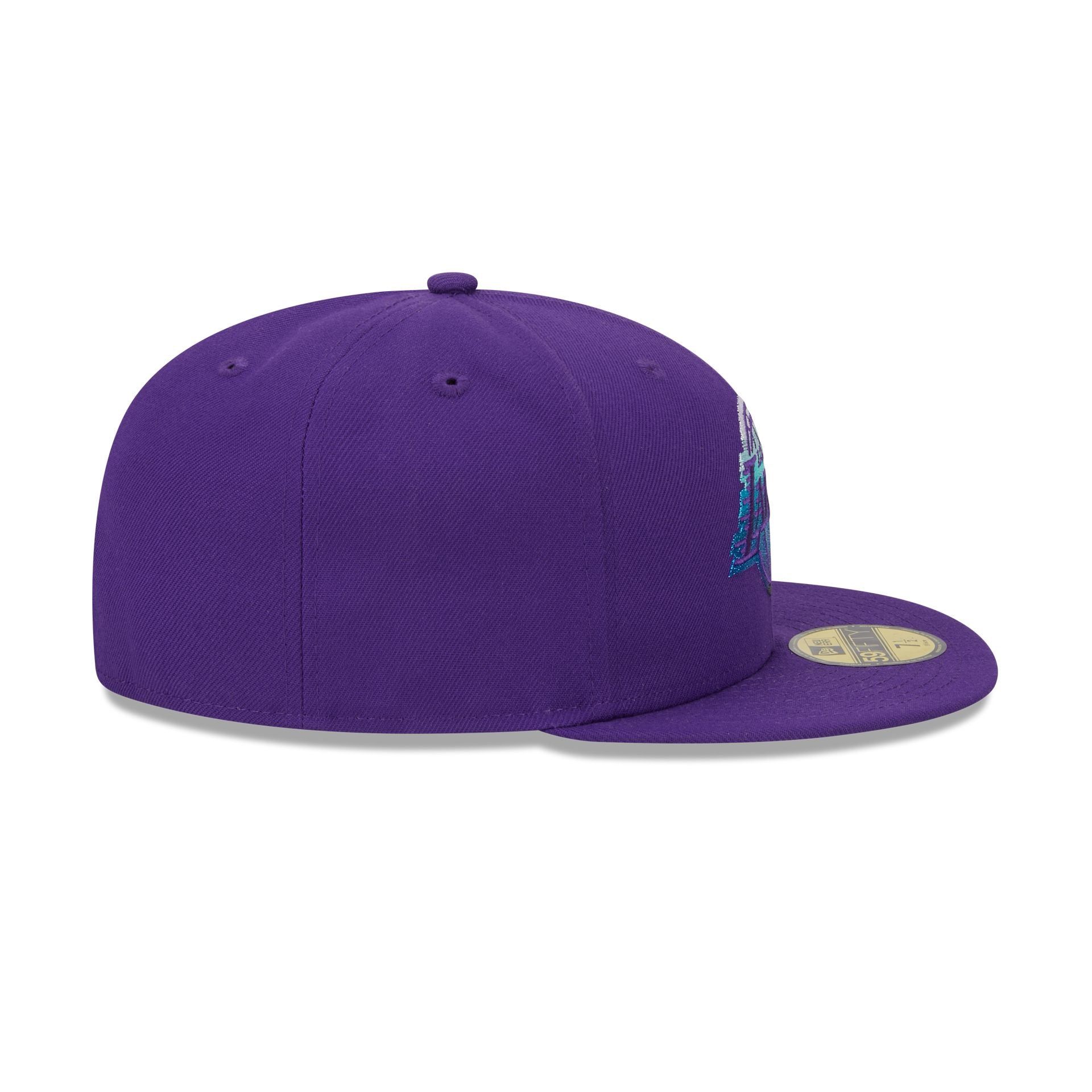 Los Angeles Lakers Metallic Gradient 59FIFTY Fitted Hat sold by New Era product image thumbnail 5