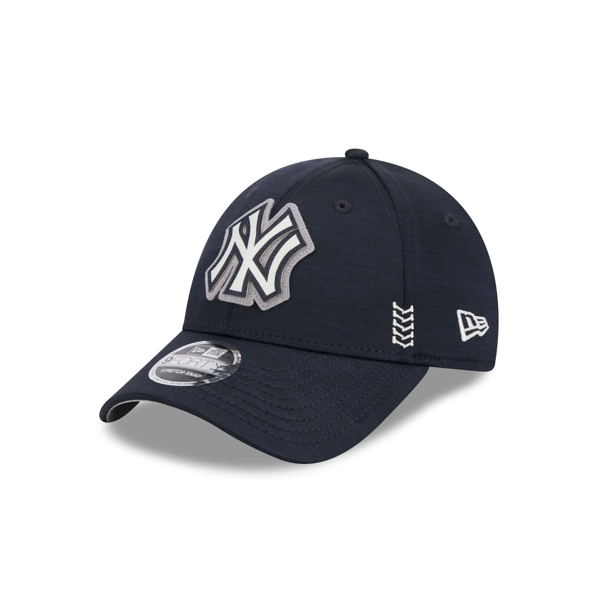 New York Yankees 2024 Clubhouse 9FORTY Stretch-Snap Hat sold by New Era