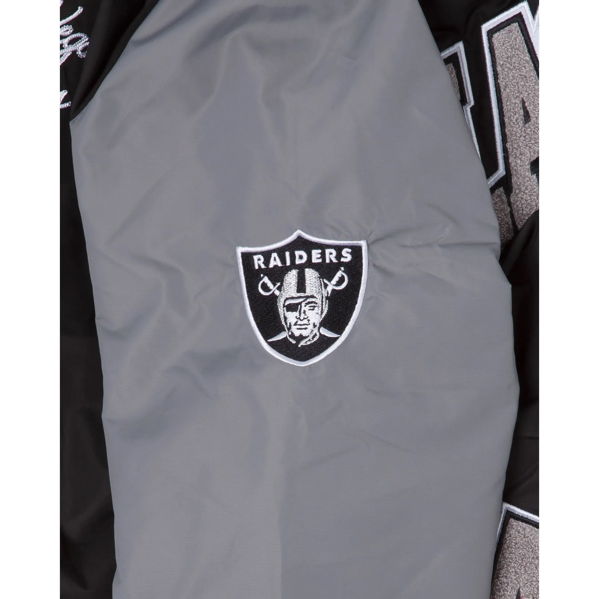 Las Vegas Raiders Throwback Women's Jacket sold by New Era product image thumbnail 5