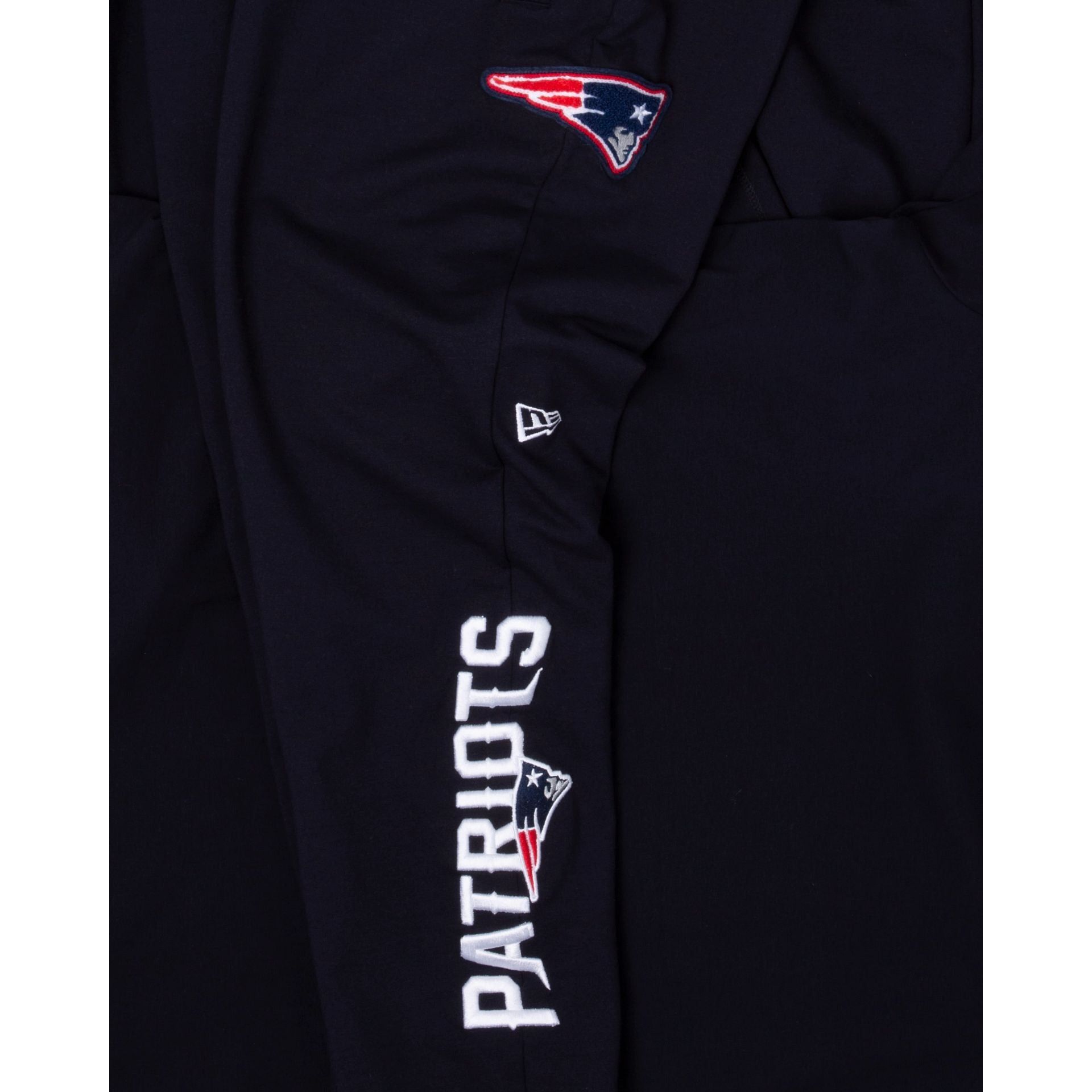 New England Patriots Logo Select Jogger sold by New Era product image thumbnail 4