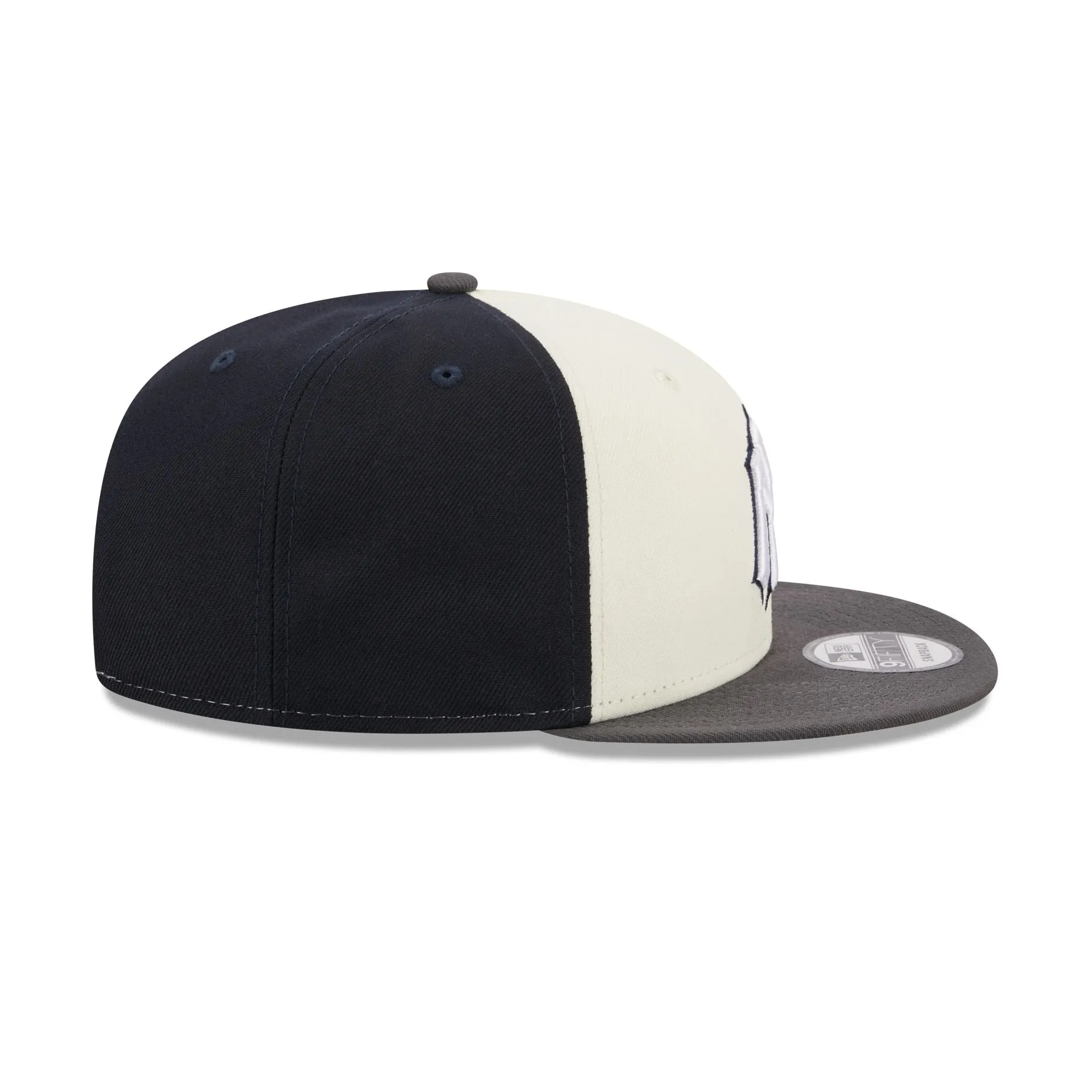 New York Yankees Graphite Visor 9FIFTY Snapback Hat sold by New Era product image thumbnail 5