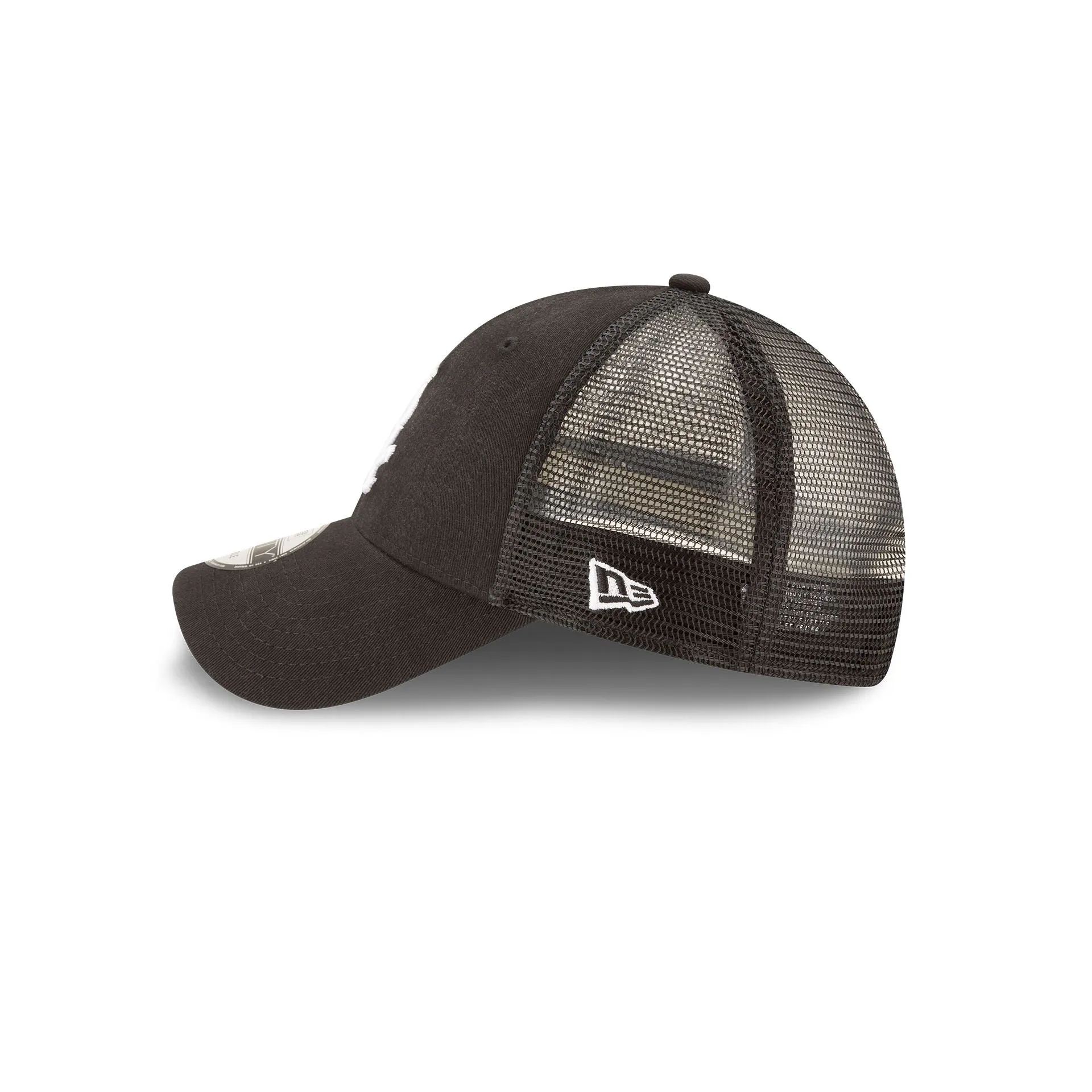 Chicago White Sox 9FORTY Trucker Hat sold by New Era product image thumbnail 4