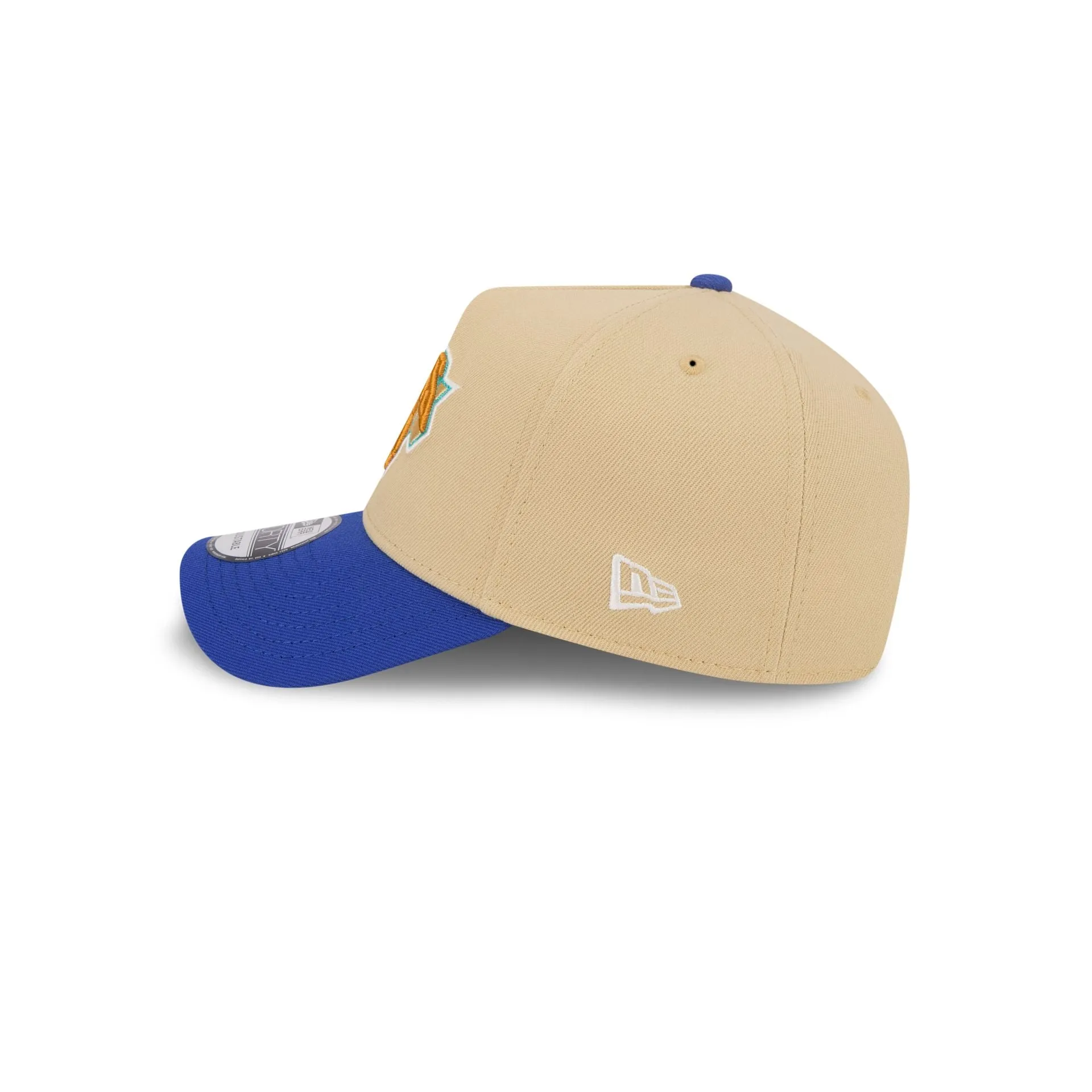 New York Knicks City Side Patch 9FORTY A-Frame Snapback Hat sold by New Era product image thumbnail 5