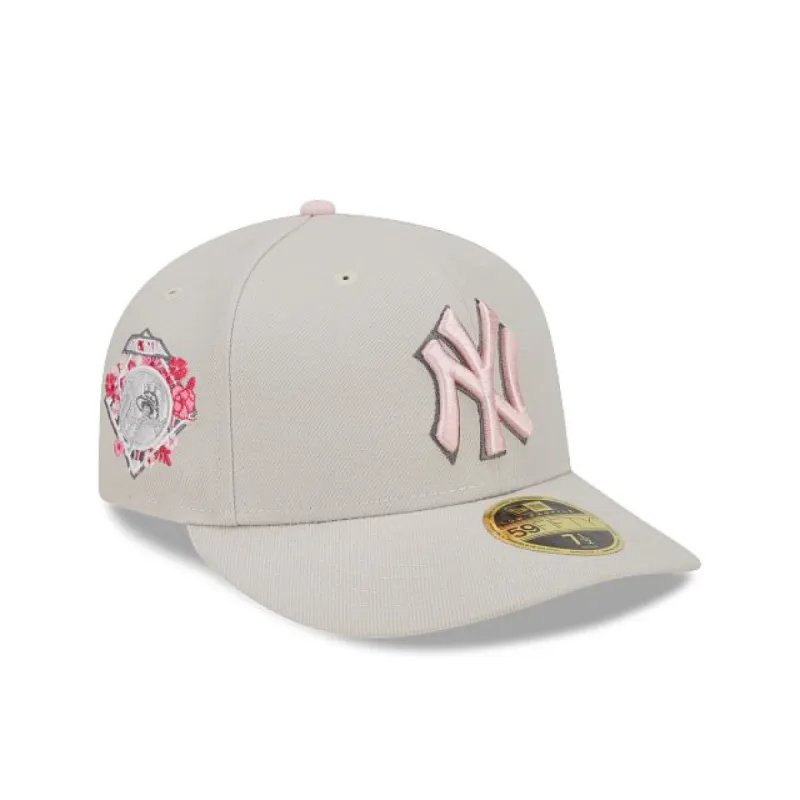New York Yankees Mother's Day 2023 Low Profile 59FIFTY Fitted Hat sold by New Era