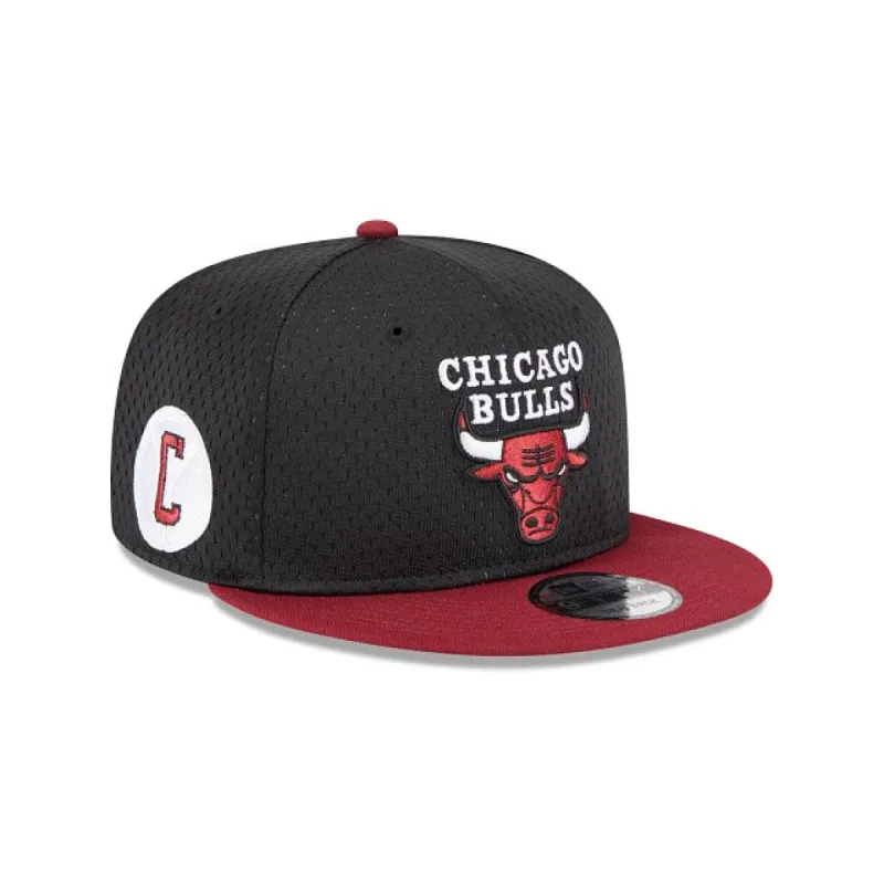 Chicago Bulls Mesh Crown 9FIFTY Snapback Hat sold by New Era