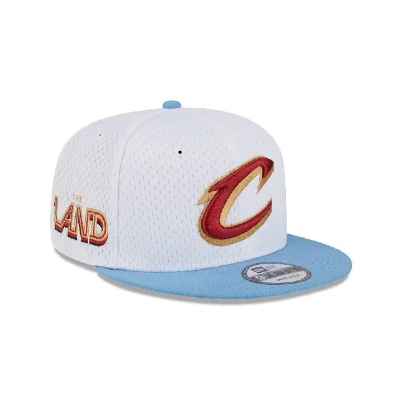 Cleveland Cavaliers Mesh Crown 9FIFTY Snapback Hat sold by New Era