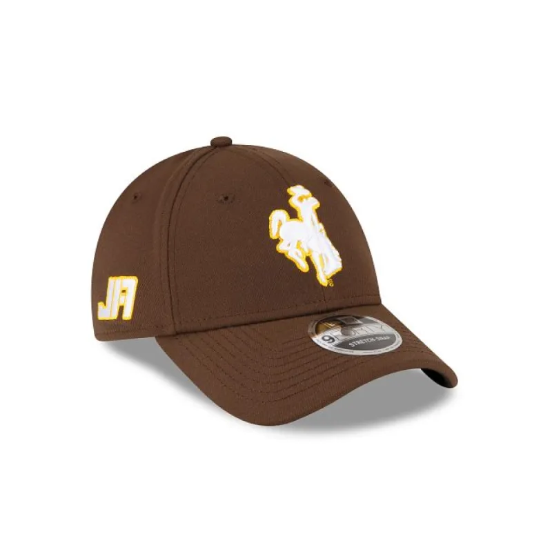 JA17 Wyoming Cowboys Brown 9FORTY Snapback Hat sold by New Era