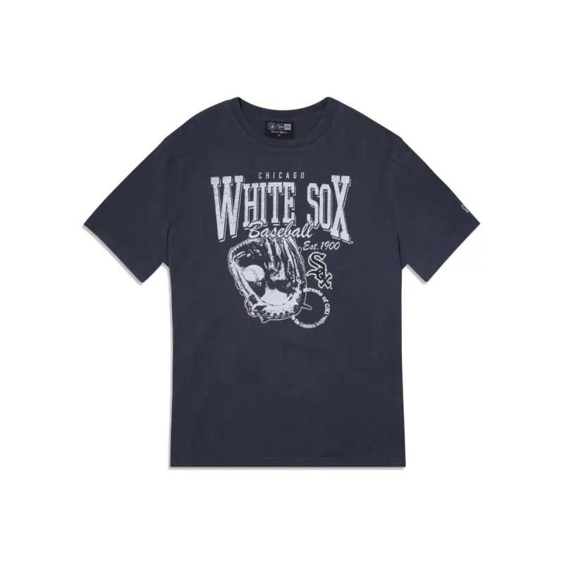 Chicago White Sox Old School Sport T-Shirt sold by New Era