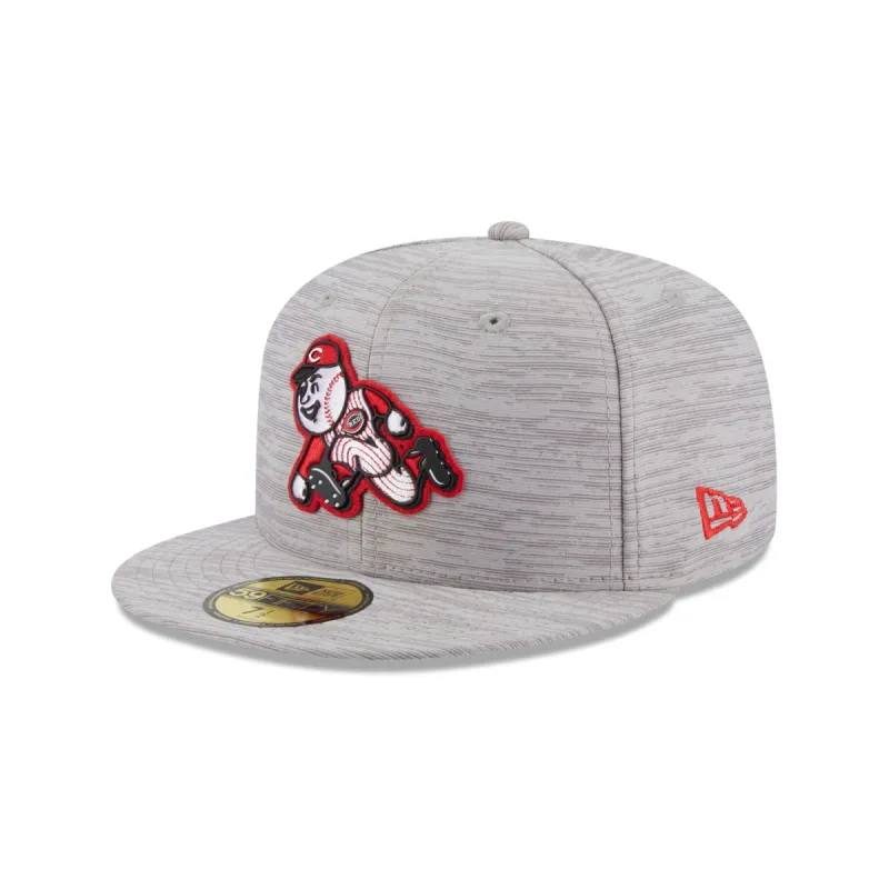 Cincinnati Reds 2023 Clubhouse Gray 59FIFTY Fitted Hat sold by New Era