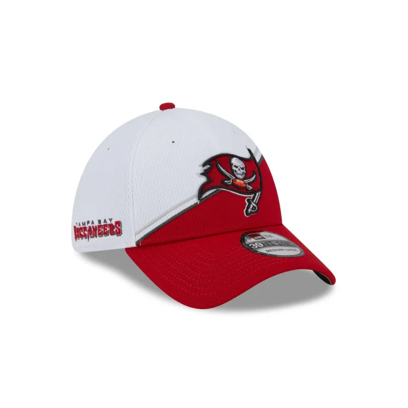 Tampa Bay Buccaneers 2023 Sideline White 39THIRTY Stretch Fit Hat sold by New Era