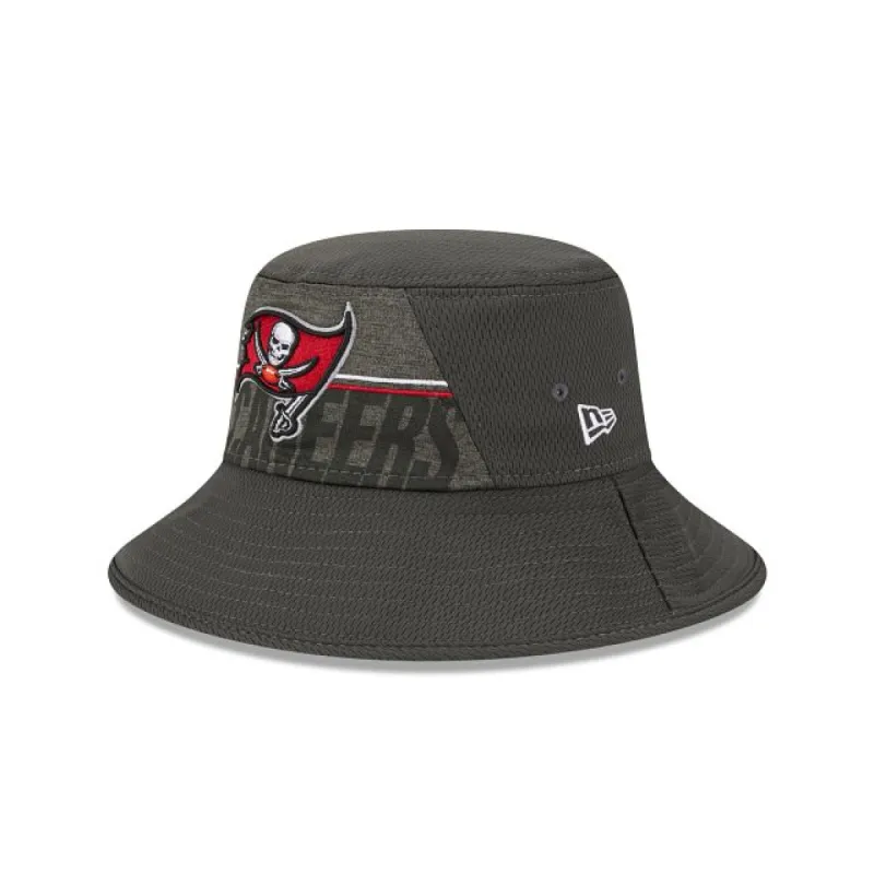 Tampa Bay Buccaneers 2023 Training Stretch Bucket Hat sold by New Era