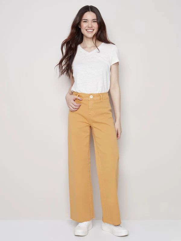 WIDE LEG JEANS WITH RAW HEM sold by Nica