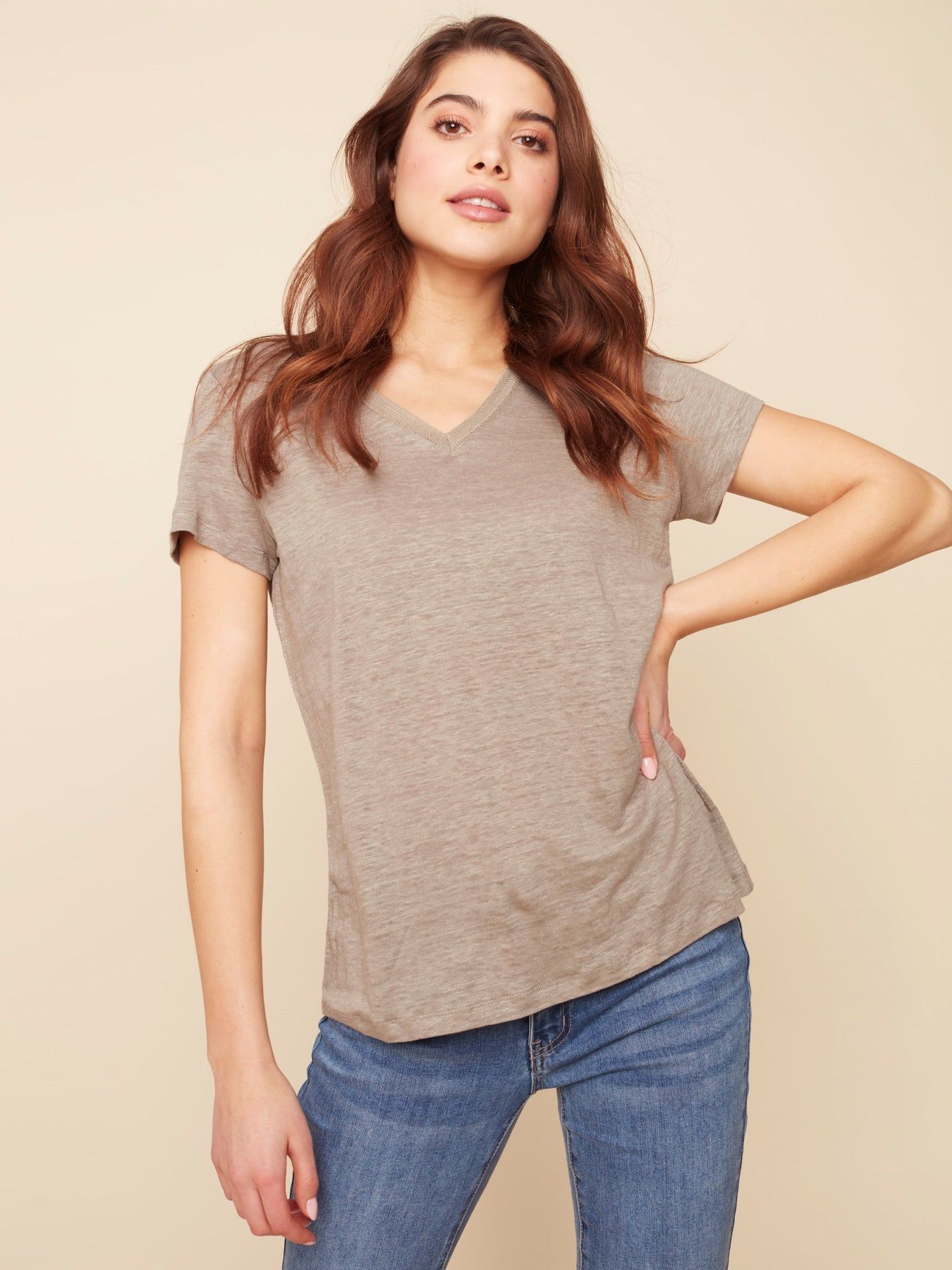 LINEN V-NECK T-SHIRT sold by Nica