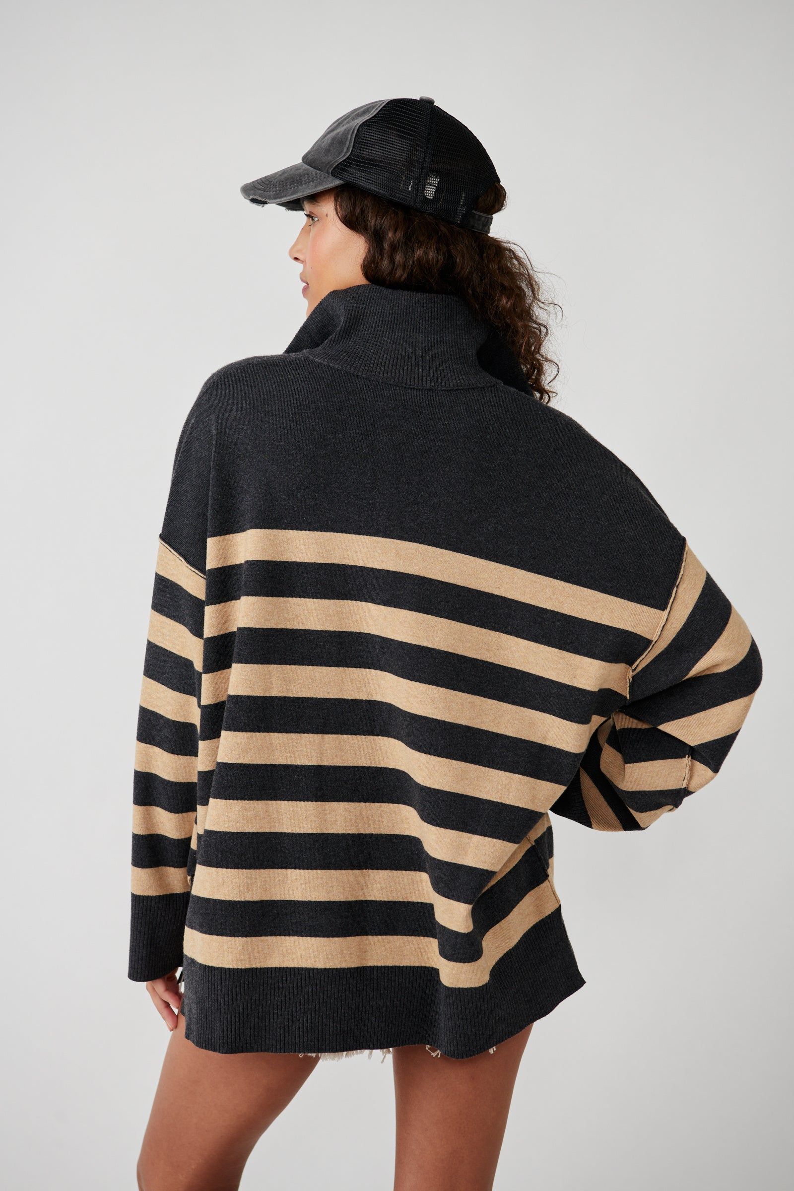 COASTAL STRIPE PULLOVER sold by Nica product image thumbnail 4