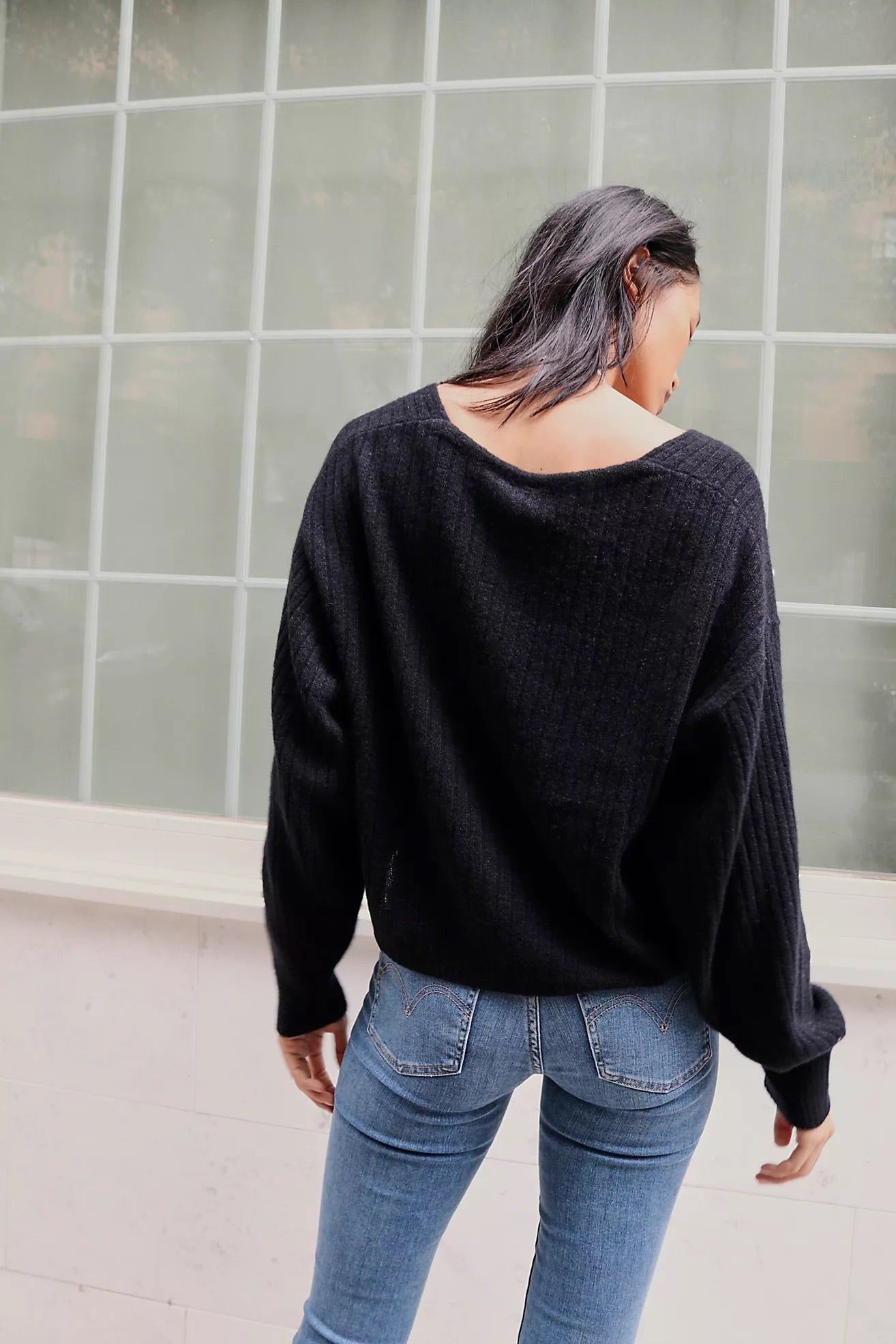 ELIAS CASHMERE V SWEATER sold by Nica product image thumbnail 3