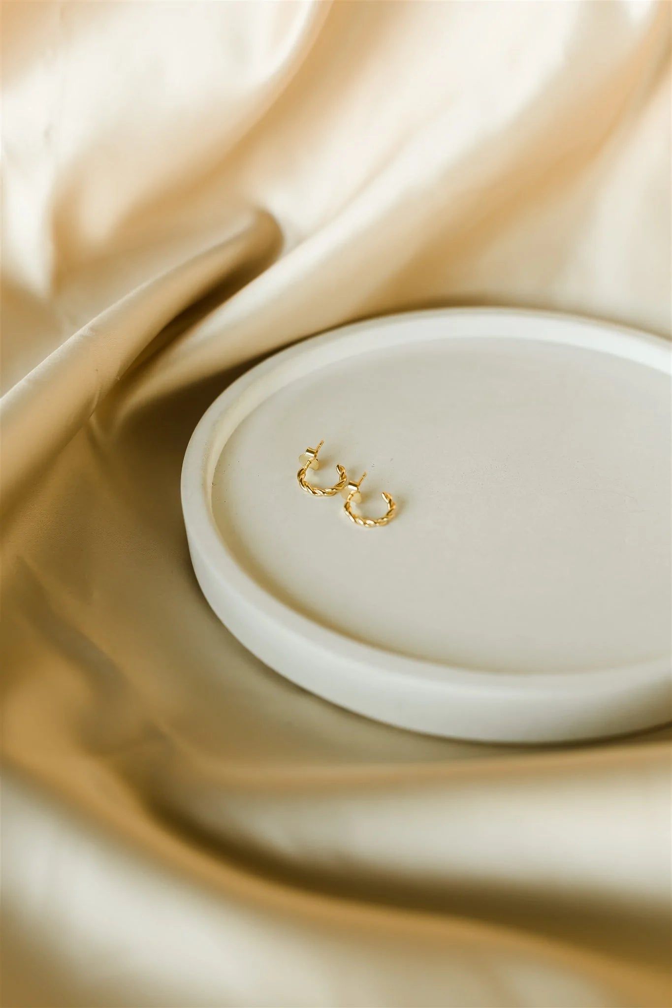 SARAH HOOPS sold by Nica