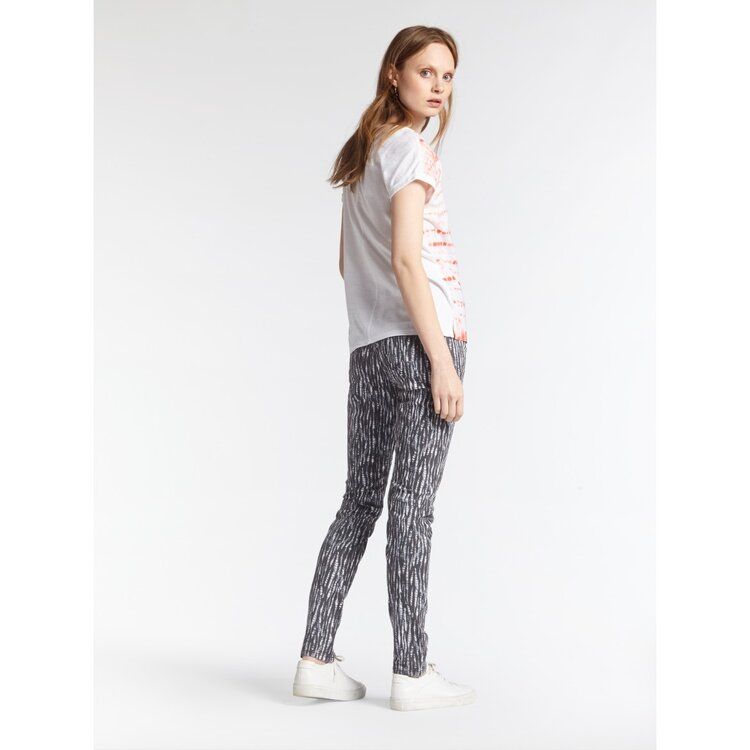 PERFECT V-NECK TIE-DYE SHIRT sold by Nica product image thumbnail 2