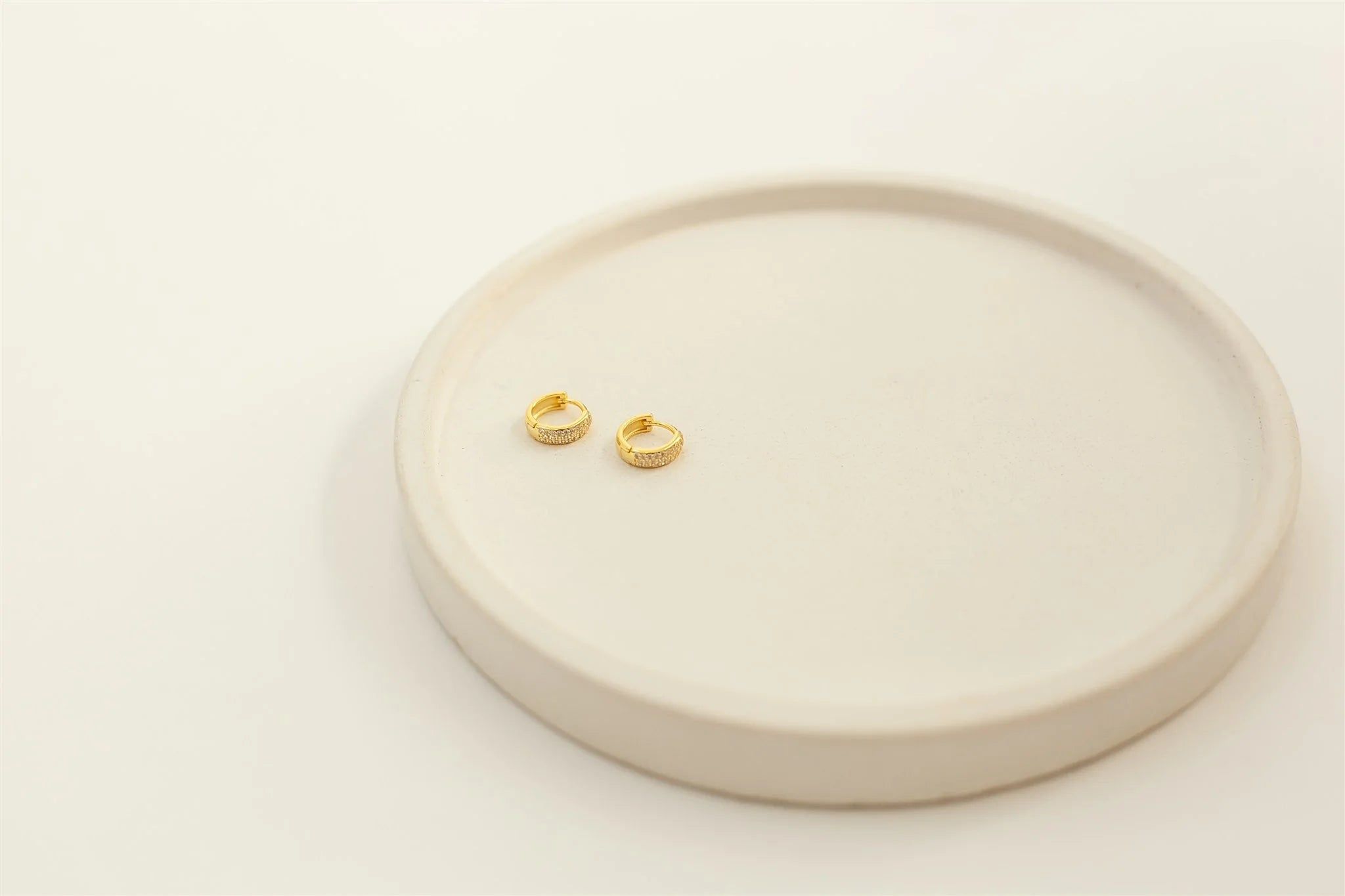 CHELSEA HUGGIES sold by Nica product image thumbnail 2