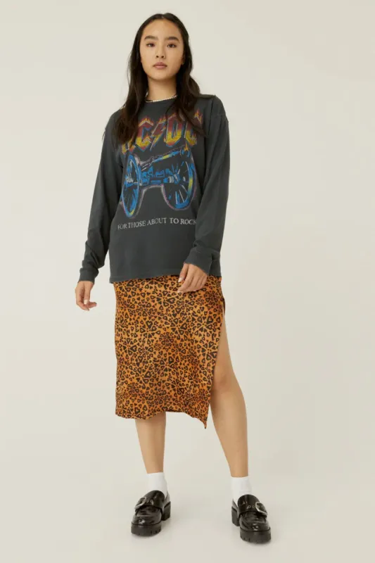 AC/DC FOR THOSE ABOUT TO ROCK sold by Nica