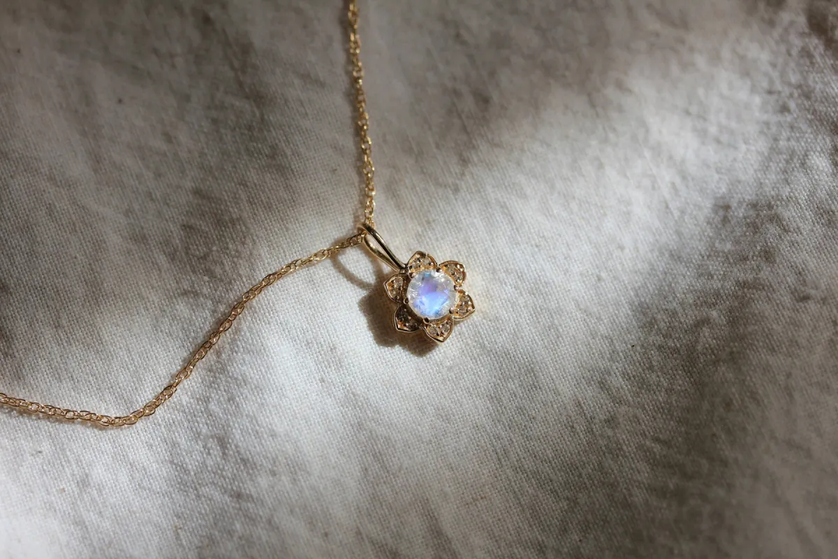 MOONFLOWER NECKLACE sold by Nica