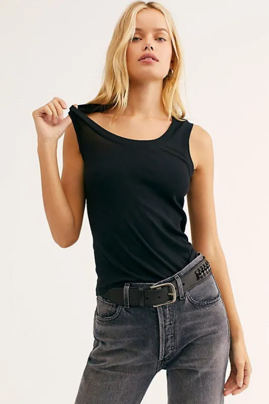 U-NECK TANK sold by Nica