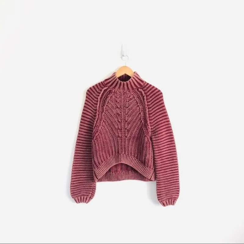 SWEETHEART SWEATER sold by Nica