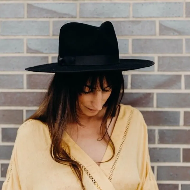 NOIR RANCHER sold by Nica