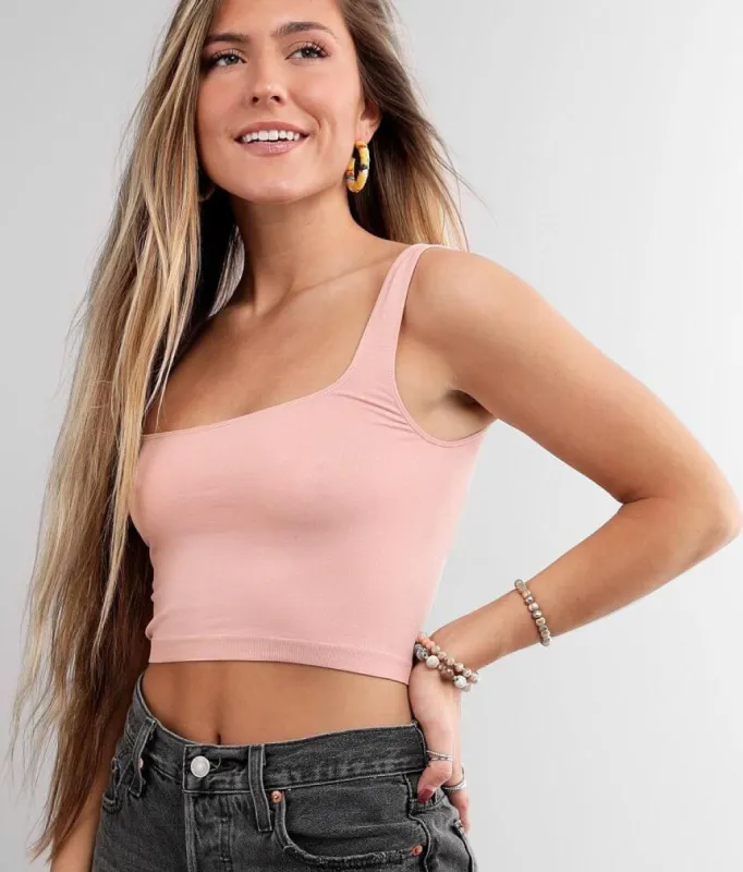 SCOOP NECK CROP sold by Nica