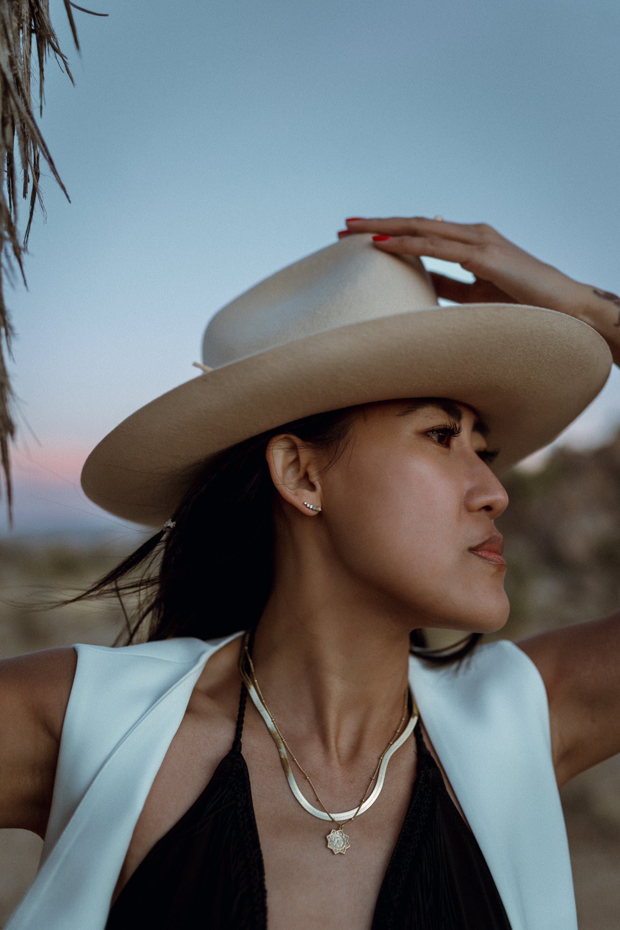 QUEST SNAKE CHAIN NECKLACE sold by Nica product image thumbnail 2