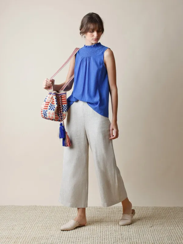 LINEN CROP TROUSERS sold by Nica