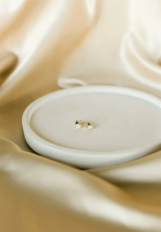 AVERY STUDS sold by Nica