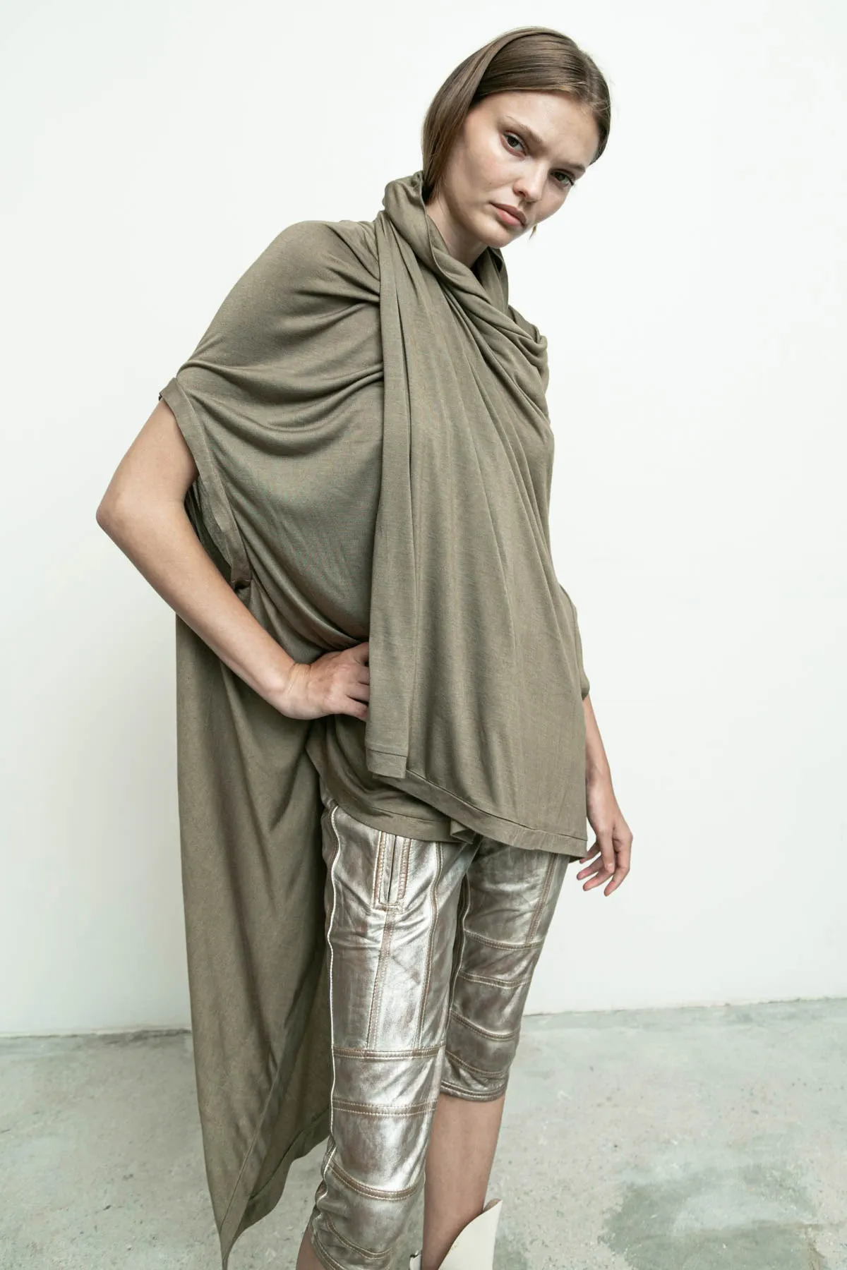 Serius Sleeveless sold by Nicholas K product image thumbnail 2